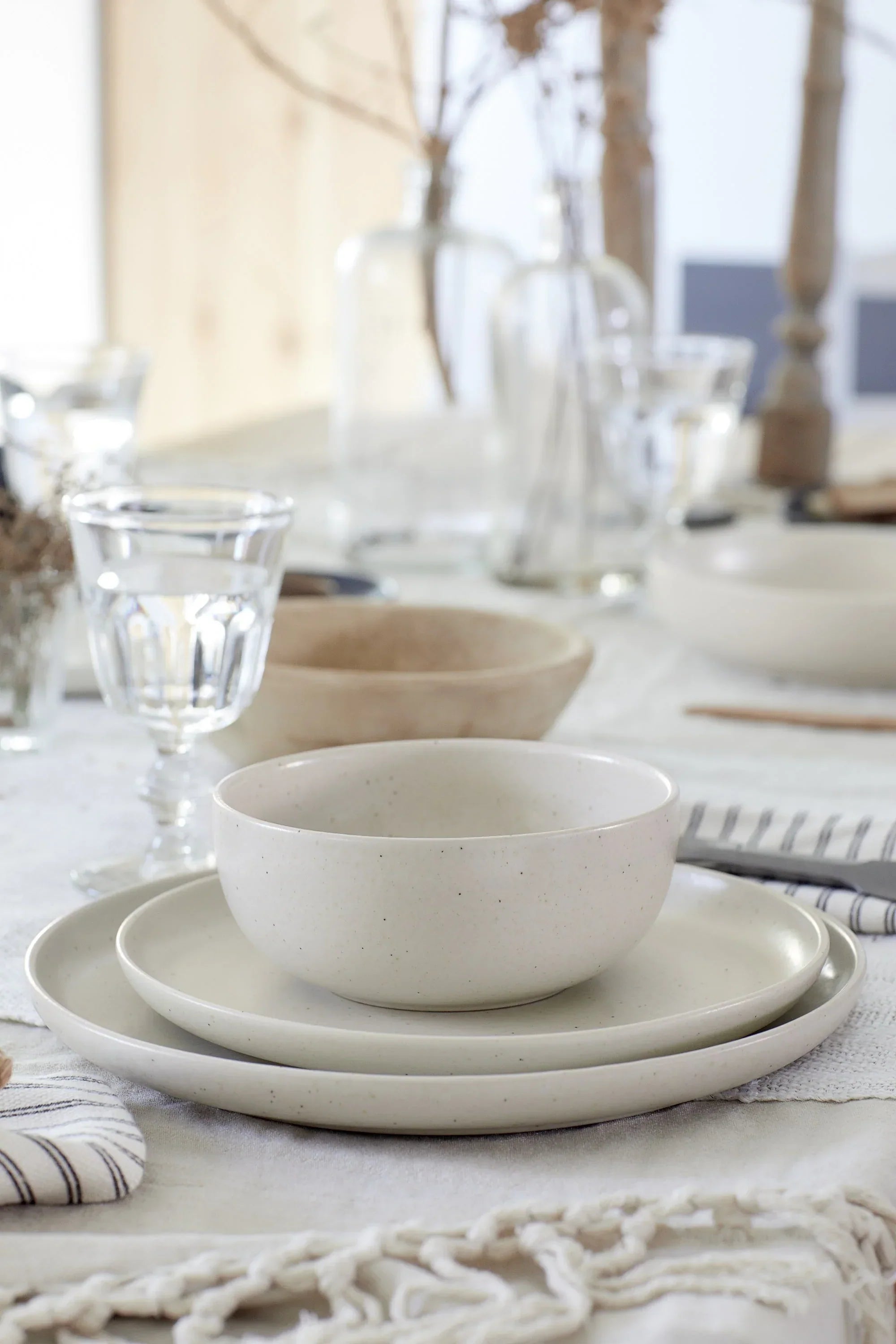 PACIFICA DINNERWARE